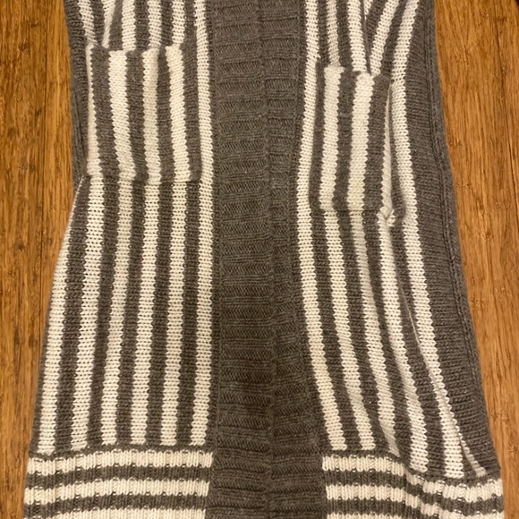Lot of 3 GUC Sweaters - Picture 4 of 16